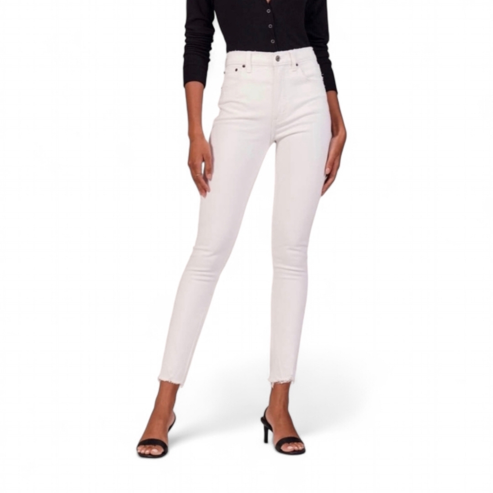 Abercrombie and Fitch High Rise Skinny Jeans Sz 8 / 29 NWT White Light Distress